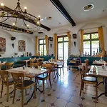 Hotel Zum Schwan 3*