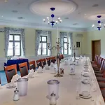 Hotel Zum Schwan 3*