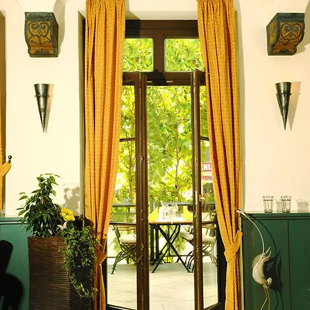 Hotel Zum Schwan 3*